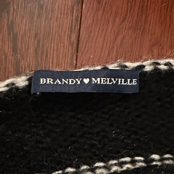 Brandy Melville Black and White Striped Sweater - Picture 2 of 2